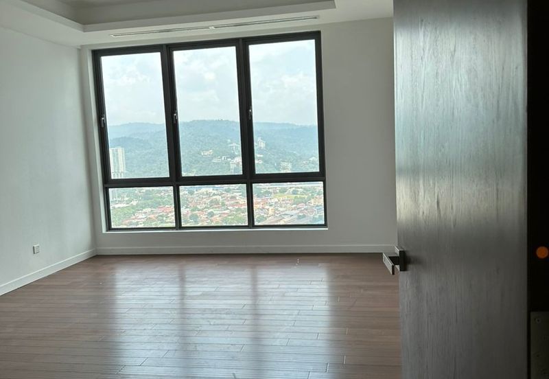 28 Boulevard (28 BLVD)