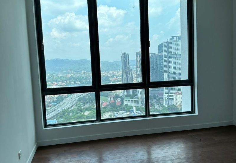 28 Boulevard (28 BLVD)