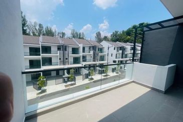 Orchid Hills (Residensi Bukit Orkid) @ 9 Miles