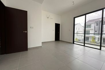 Orchid Hills (Residensi Bukit Orkid) @ 9 Miles