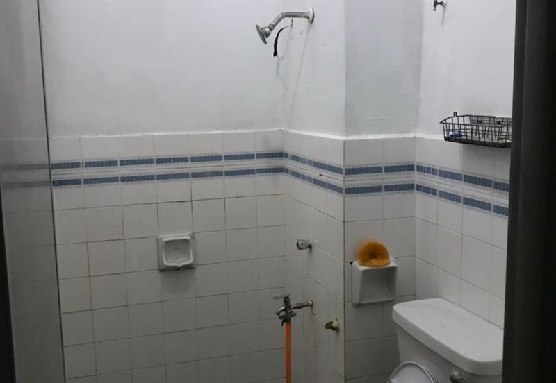 SL7, Bandar Sungai Long