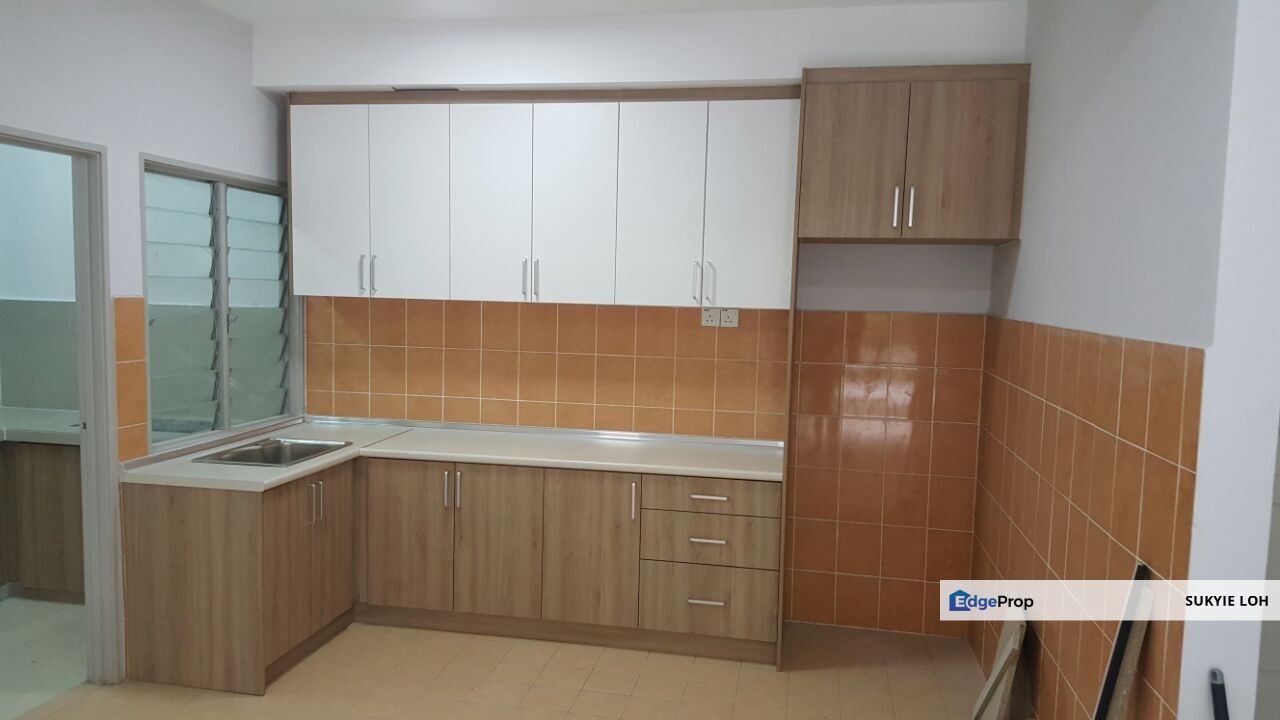 House in Taman Bunga Raya Setapak 22x65 FREEHOLD, Kuala Lumpur, Setapak