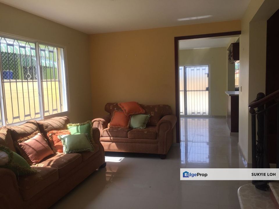 Semi-d house Taman Bukit Mewah, Kajang for sale , BELOW MARKET PRICE, Selangor, Kajang