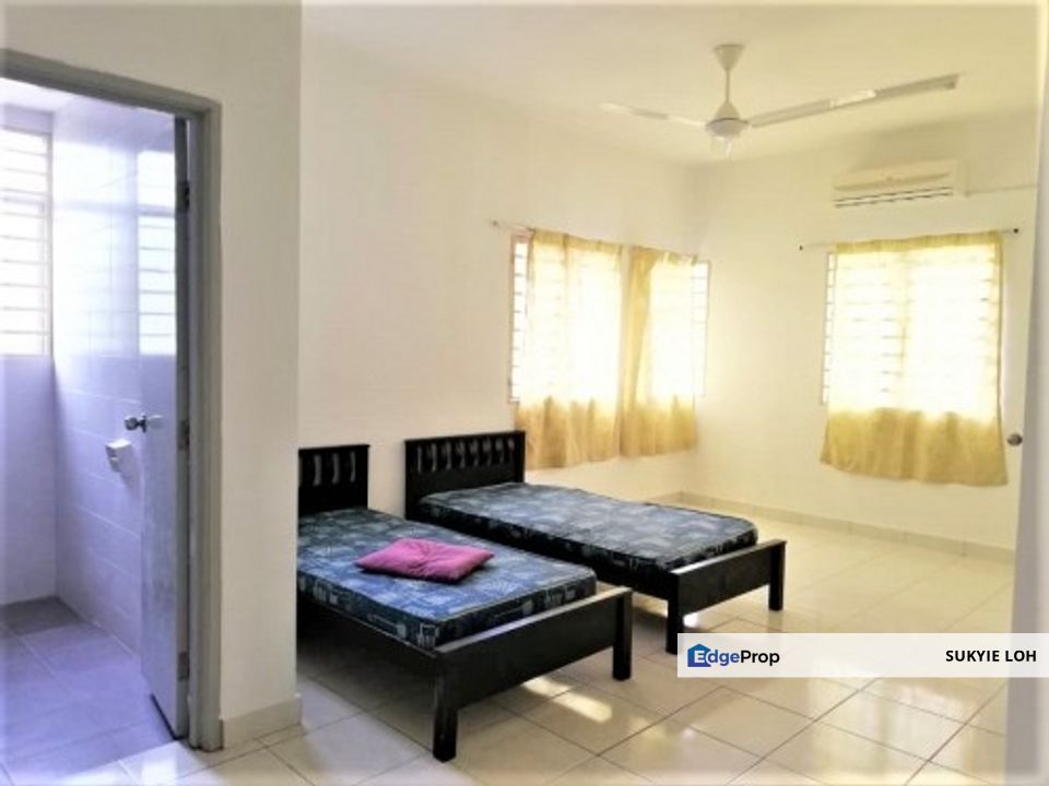 Semi-d house Taman Bukit Mewah, Kajang for sale , BELOW MARKET PRICE, Selangor, Kajang