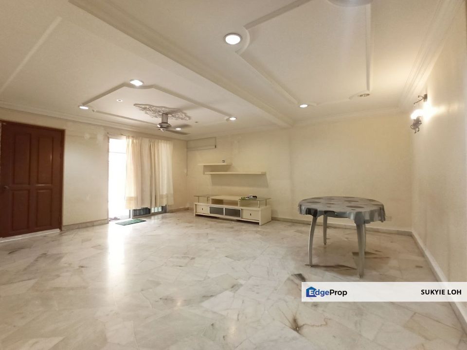 2sty house u8 bukit jelutong shah alam for sale 22x95, Selangor, Shah Alam