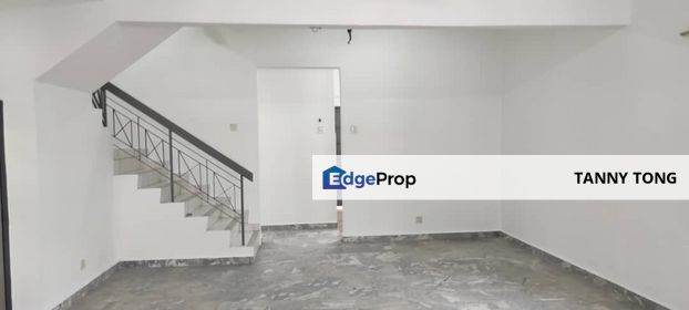 TAMAN DESA MEWAH SEMENYIH 2 STOREY HOUSE FOR SALE, Selangor, Semenyih