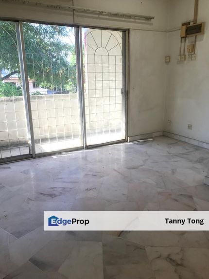 HAPPY GARDEN KUCHAI LAMA TOWN HOUSE FOR SALE, Kuala Lumpur, Kuchai Lama