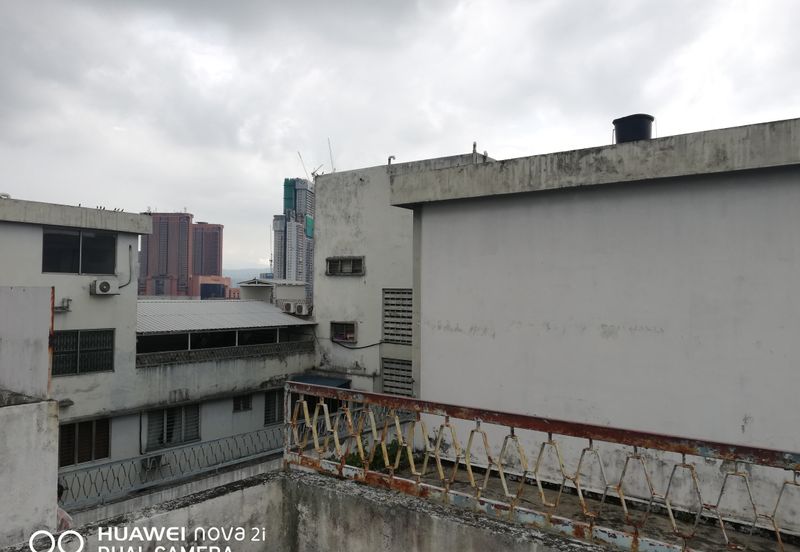 Most sensation tripleLevel Penthouse For SALE in KL city .