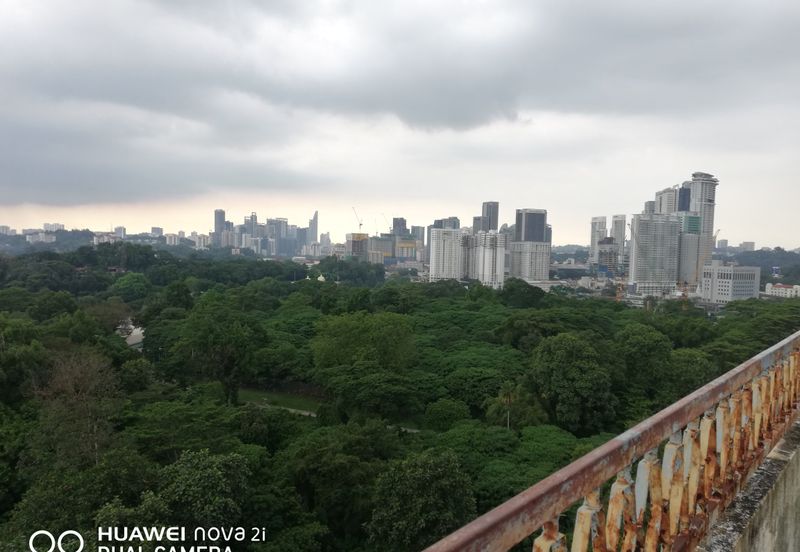 Most sensation tripleLevel Penthouse For SALE in KL city .