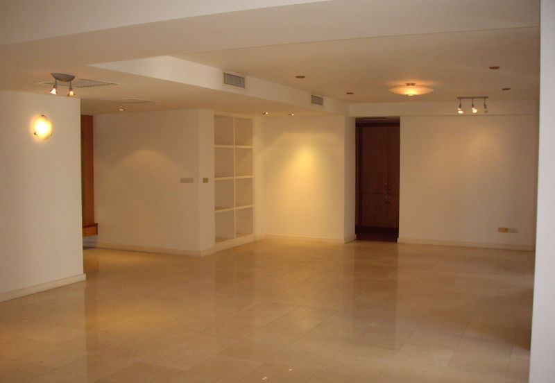 Hampshire Park Condominium