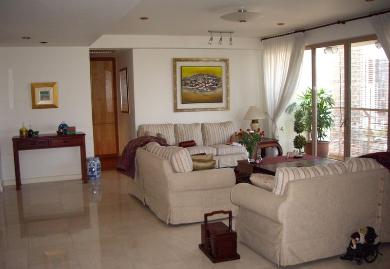 Hampshire Park Condominium