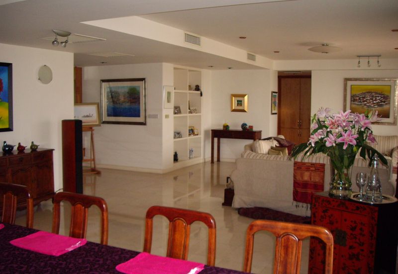 Hampshire Park Condominium