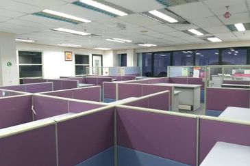 HiCom-Glenmarie Industrial Park