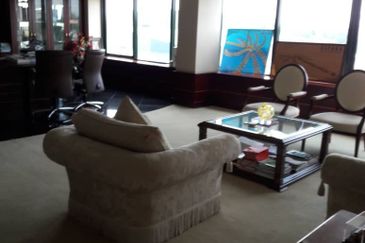 HiCom-Glenmarie Industrial Park