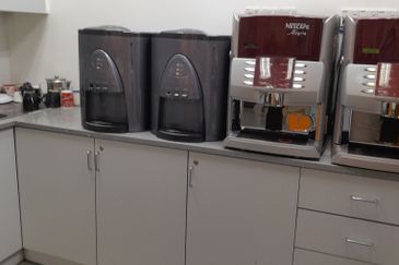 Fully furnished office/building for education for rent 