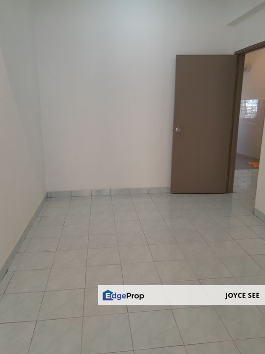 Villaria condo for sale with tenancy, Selangor, Petaling Jaya