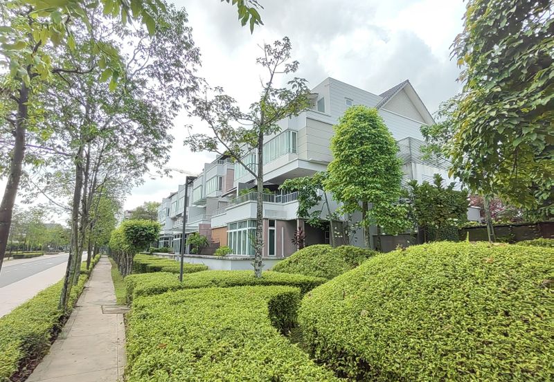 The Mews @ The Glades