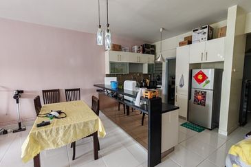 SetiaWalk R3 Solace Service Apartment