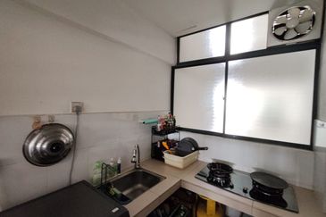 SetiaWalk R3 Solace Service Apartment