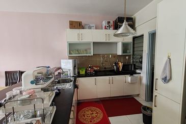 SetiaWalk R3 Solace Service Apartment