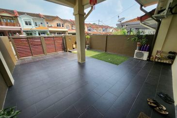 Taman Saujana Puchong