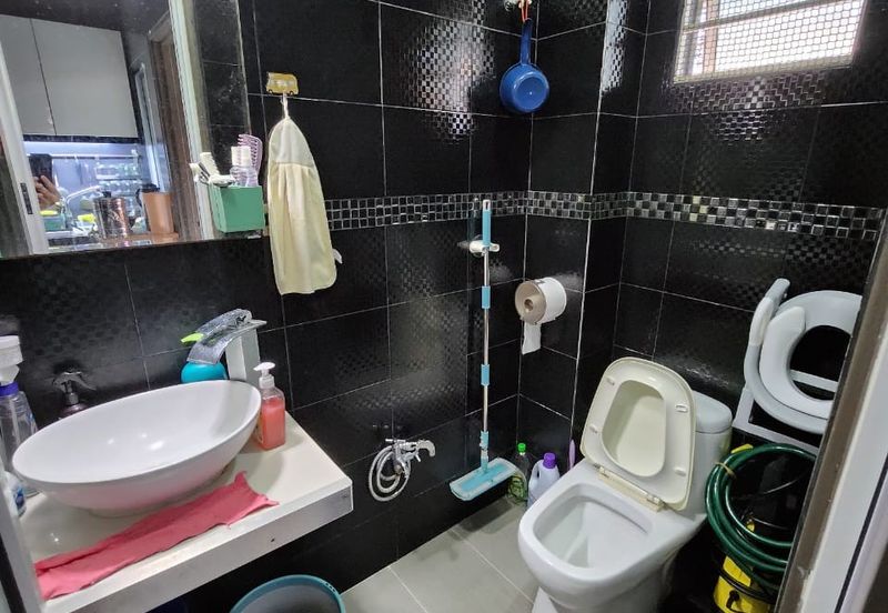 Taman Saujana Puchong