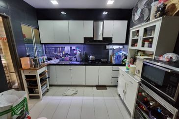 Taman Saujana Puchong