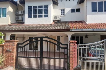 Double Storey SL6, Bandar Sungai Long For Sale