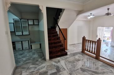 Double Storey SL6, Bandar Sungai Long For Sale
