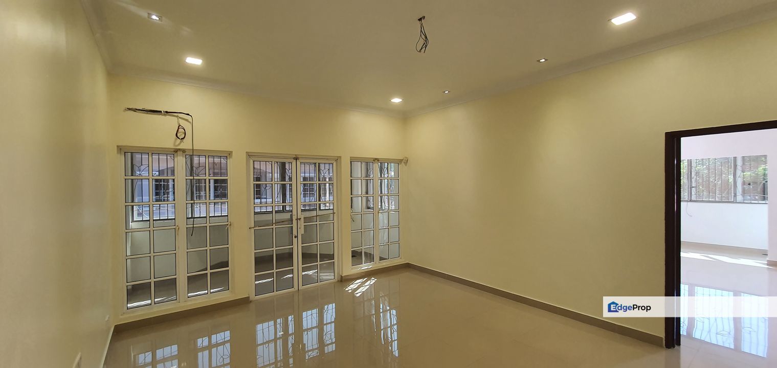 Semi Detached in Bandar Puteri 9 Puchong Renovated for Sale, Selangor, Bandar Puteri Puchong