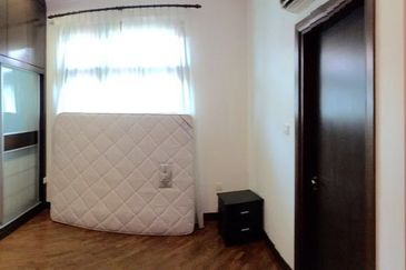 Glenmarie Residences