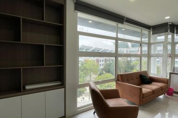 Laman Seri Business Park