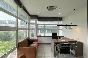 Laman Seri Business Park