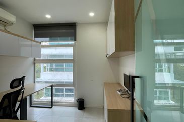 Laman Seri Business Park