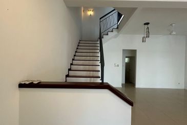 Sunway SPK Two and Half Storey House for Sale