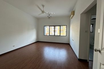 Sunway SPK Two and Half Storey House for Sale