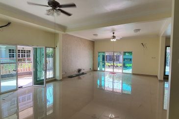 Beautiful Semi Detached in Bandar Puteri Puchong 9 For SALE