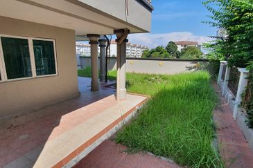 Beautiful Semi Detached in Bandar Puteri Puchong 9 For SALE