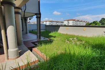 Beautiful Semi Detached in Bandar Puteri Puchong 9 For SALE