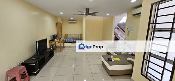 Semi D in Taman Lestari Perdana Seri Kembangan Puchong South for Sale, Selangor, Puchong South