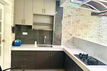 Taman Desa Old Klang Road Double Storey Fully Renovated for Sale