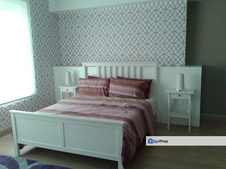 Beautiful Bungalow Fully Renovated in Taman Palm Grove Klang for SALE, Selangor, Klang