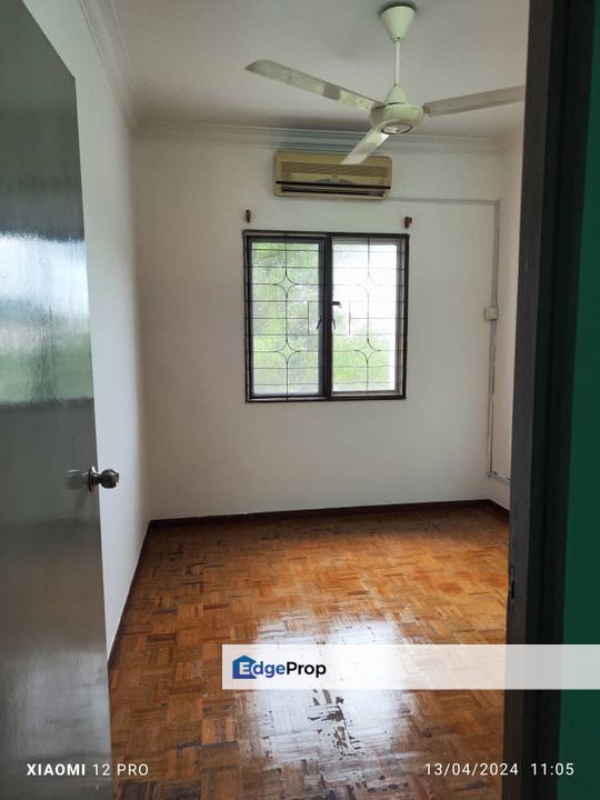 Saraka Apartment Pusat Bandar Puchong Nice Unit for Sale, Selangor, Puchong