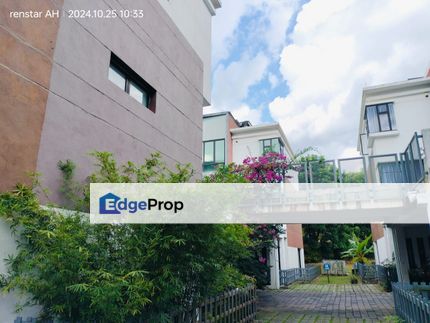 Sunway Eastwood Three Storey House Seri Kembangan For Sale, Selangor, Seri Kembangan