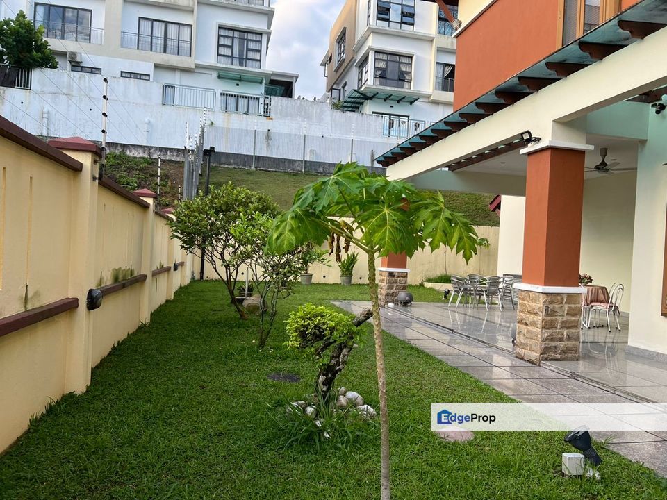 Beautiful Bungalow in Kota Damansara Section 9 for Sale, Selangor, Kota Damansara