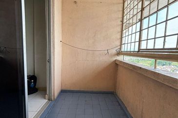 Sri Angkasa Apartment, Seksyen 28