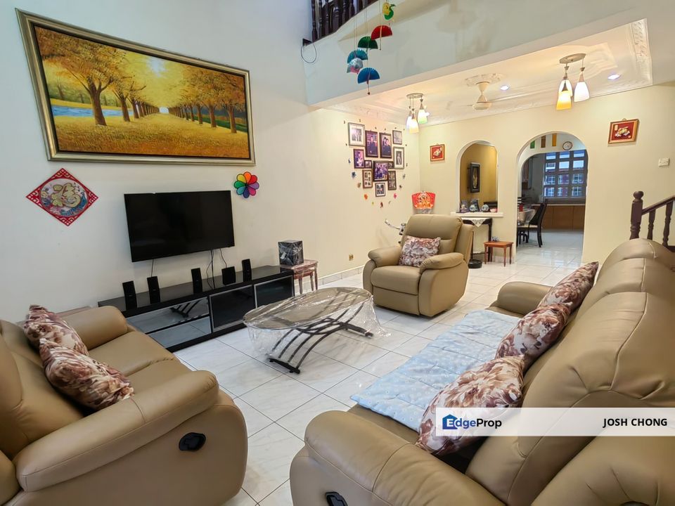 Beautiful 2.5 Storey Home Renovated Extended Well Kept House, Selangor, Shah Alam