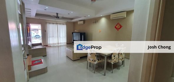 Laman Putra Beautiful Home Renovated Gated Guarded Walk To Amenities n LRT Station, Selangor, Putra Heights