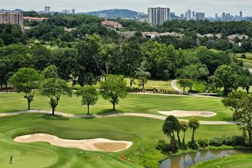 Value Buy Property Top Floor with Golf View Walking To UTAR Freehold