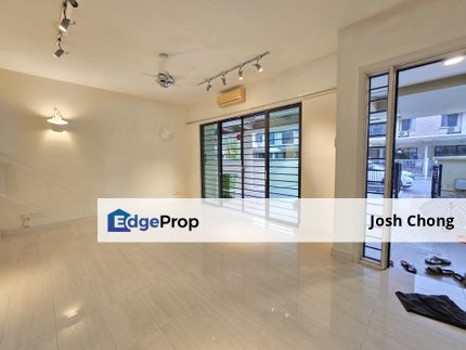 Beautiful Home Renovated Extended Walking To The Waterfront, Kuala Lumpur, Desa Parkcity